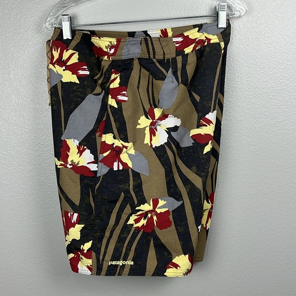 Patagonia board shorts - size 34 - Picture 2 of 8
